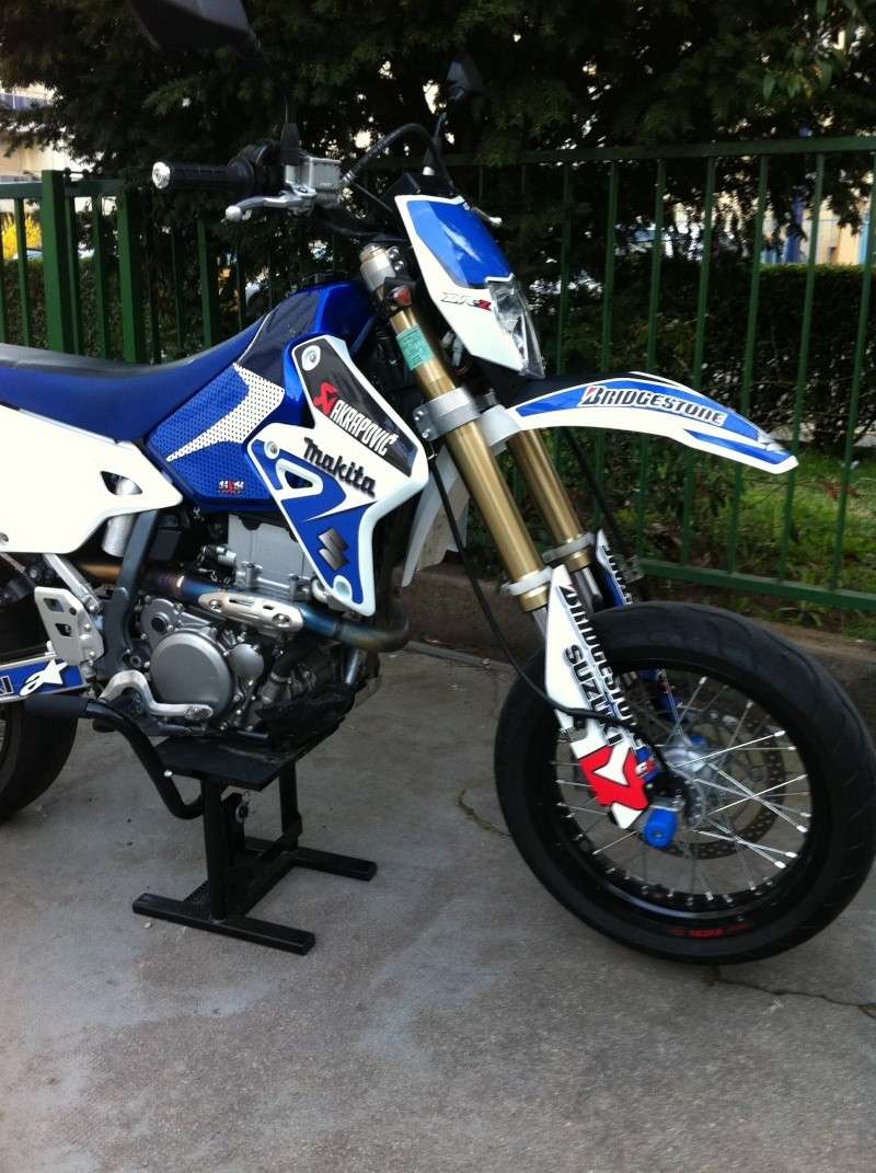 suzuki drz 400 akrapovic