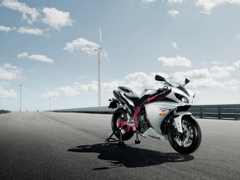 IMAGE(<a href="http://i64.servimg.com/u/f64/13/04/48/04/yamaha17.jpg" rel="nofollow">http://i64.servimg.com/u/f64/13/04/48/04/yamaha17.jpg</a>)